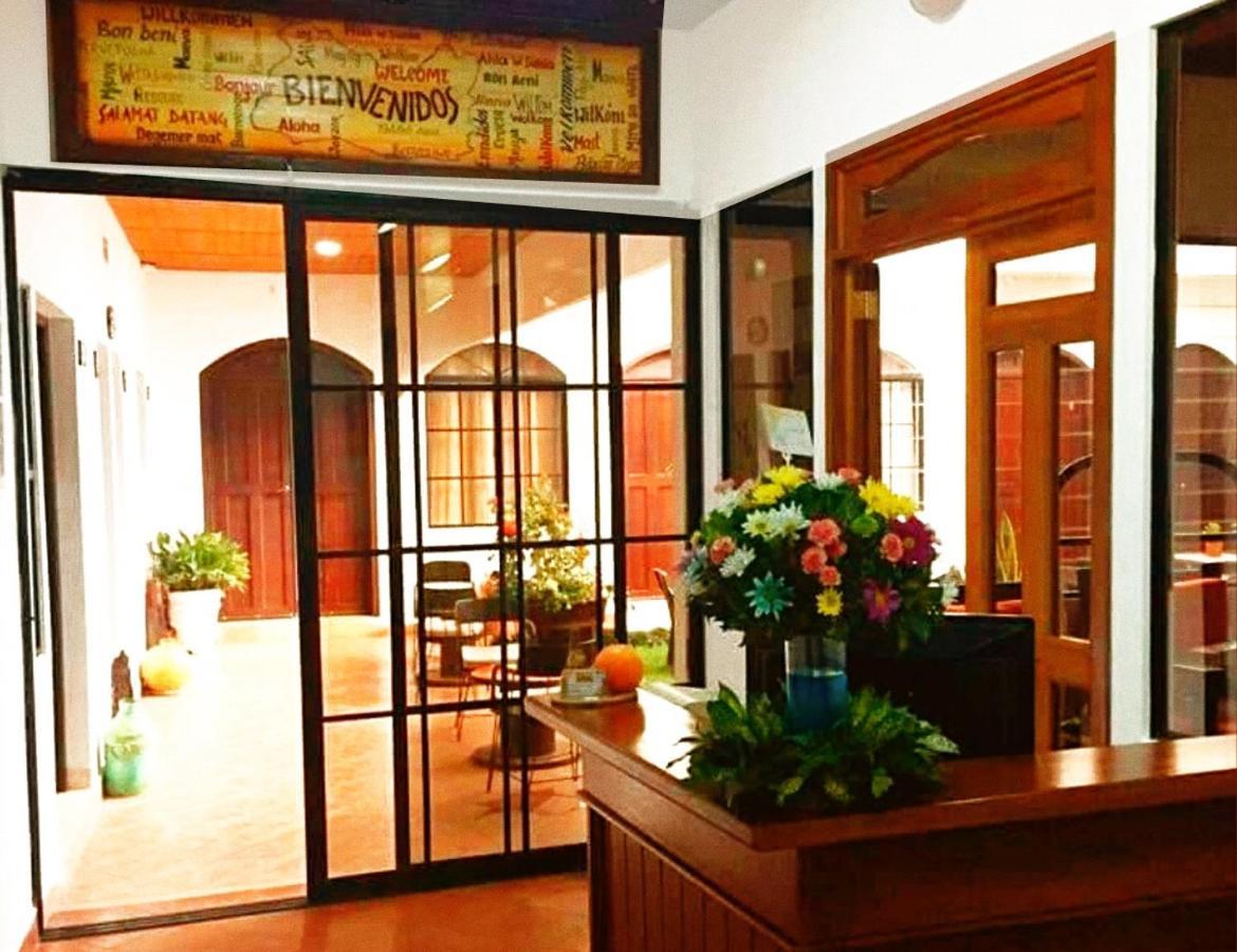Hostal Las Puertas Santa Ana Zewnętrze zdjęcie