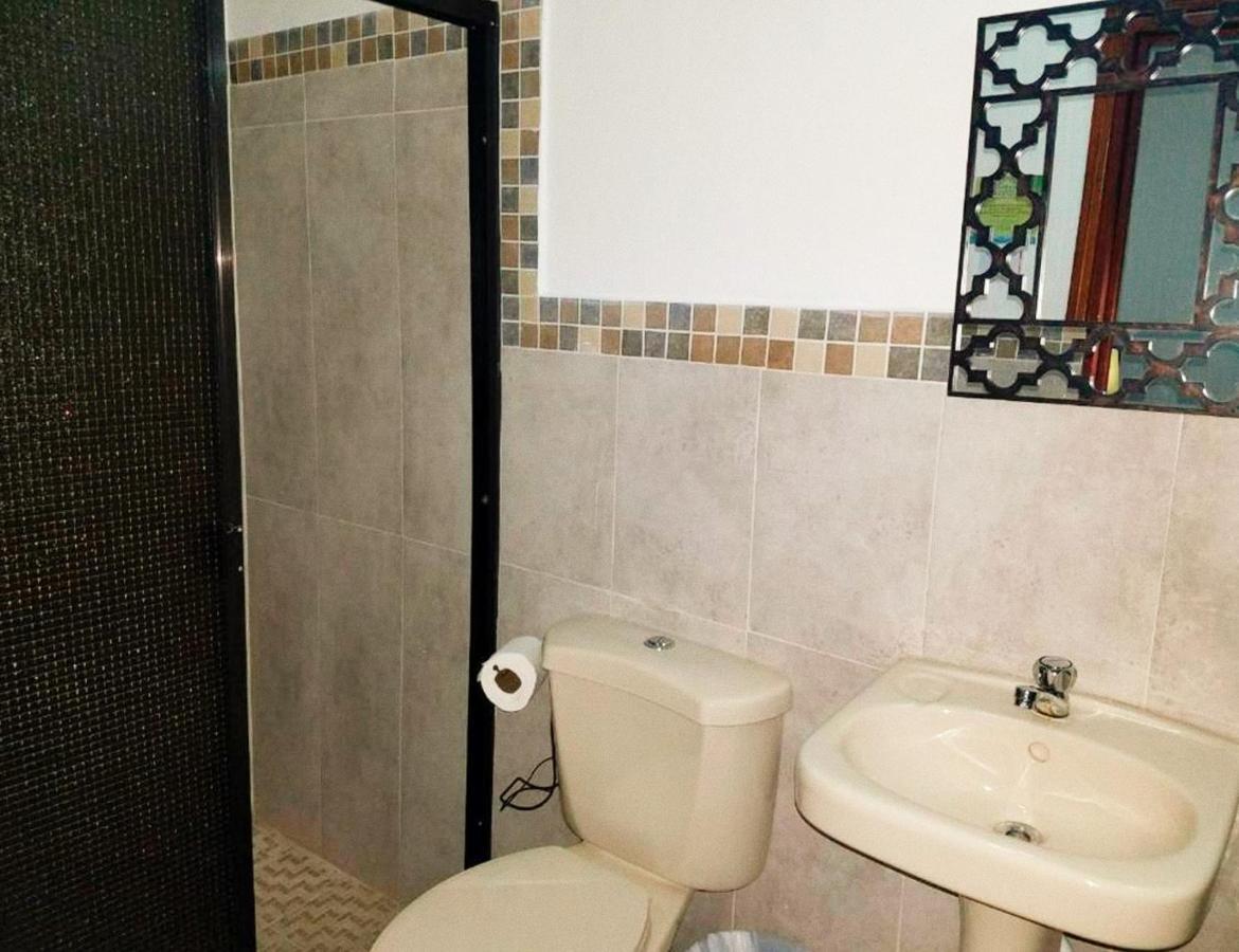 Hostal Las Puertas Santa Ana Zewnętrze zdjęcie