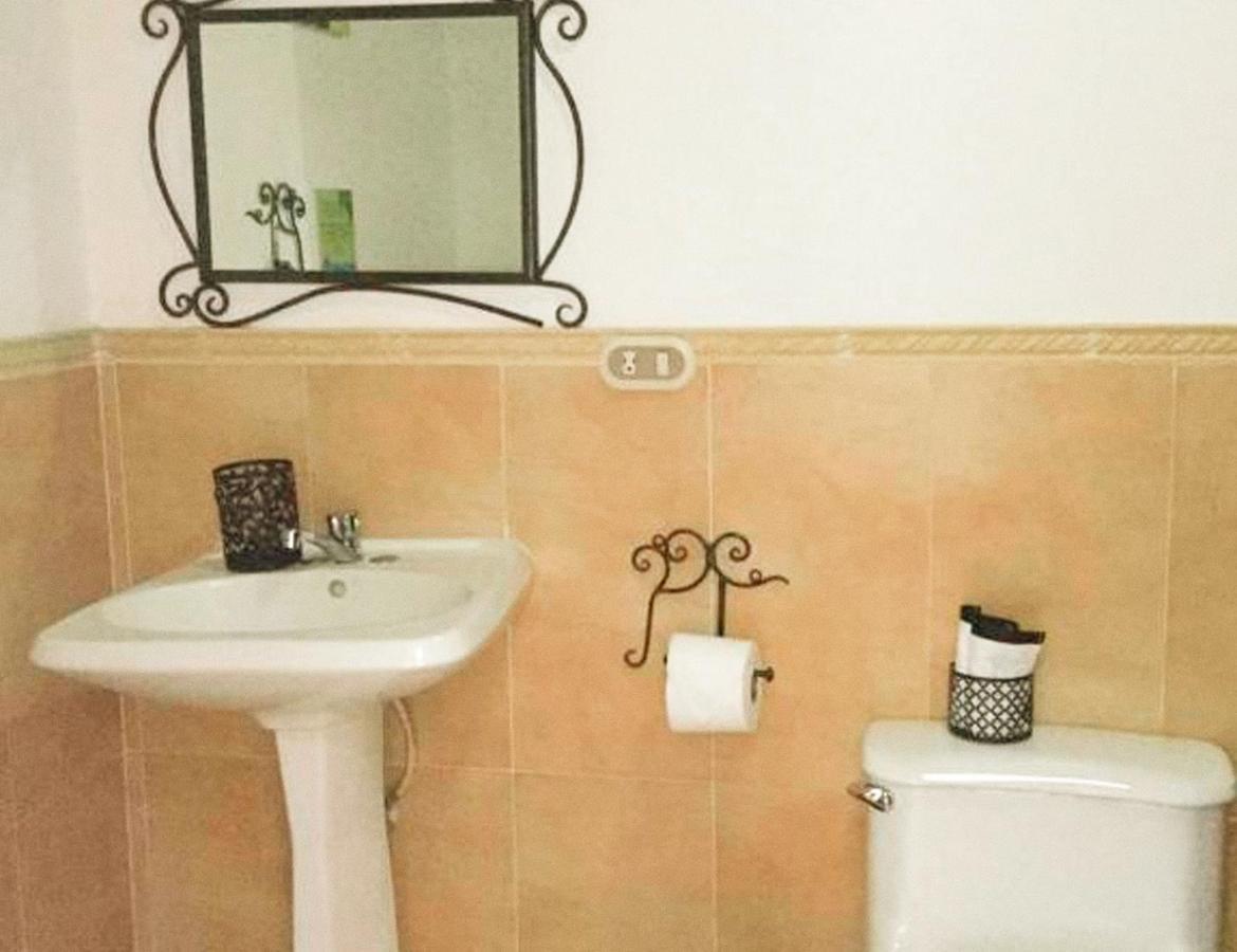Hostal Las Puertas Santa Ana Zewnętrze zdjęcie